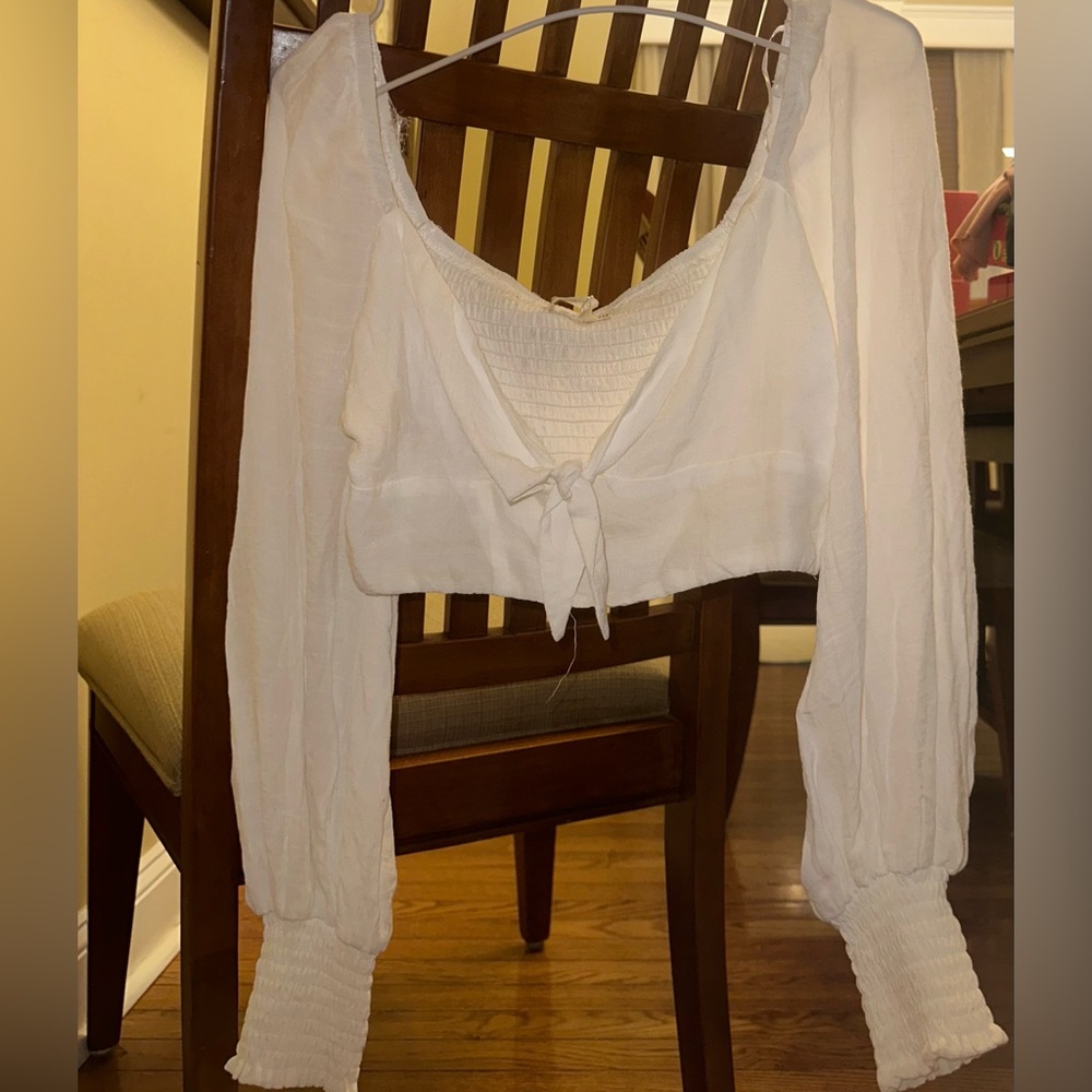 Ruby Sees Size 10 NWT White